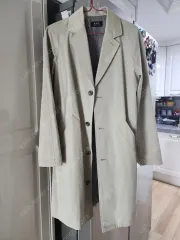 A.P.C. アー・ペー・セー コートのサムネイル