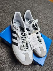 adidas GUAM ホワイト/ネイビー 26.5cm deadstock - メルカリ