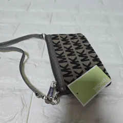 マイケルコース ミニ ポーチバッグ