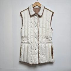 美品正規品 MONCLER ホワイト キルティングダウンベスト - メルカリ