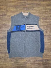 マンシングウェア ニットベスト カシミアのサムネイル