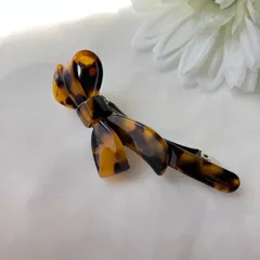 リボンバレッタ べっ甲風 マーブル ブラウン 上品 大人可愛い ヘアアクセ 髪留め まとめ髪 ハーフアップ デイリー オフィス お出かけ 結婚式 高見え レディース