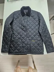 バブアー ヘリテイジ LIDDESDALE キルティングジャケット メンズ Mサイズのサムネイル
