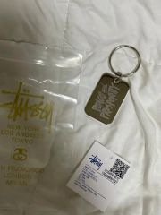 レア！STUSSY 非売品 柏周年記念 メタリック キーホルダー鍵ノベルティ
