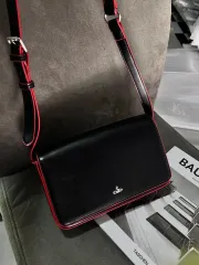 Vivienne Westwood ヴィヴィアン・ウエストウッド ショルダーバッグ クロスバック