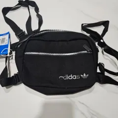アディダス エアライナーバッグ 新品