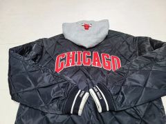 希少】STARTER Chicago Bulls リバーシブル スタジャン - メルカリ