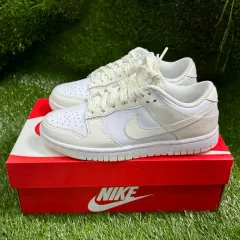 (230) W NIKE ダンク ロー 白 アンド