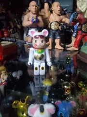 BE@RBRICK(ベアブリック) 100% ペコちゃん 招き猫のサムネイル
