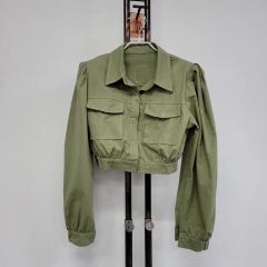 美品 AIC. ショート丈 テーラード ジャケット 長袖 ライトグリーン F 