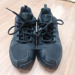 黒子のバスケ Reebok BANDAI ランニングシューズ 青峰 リーボック