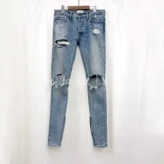 FEAR OF GOD フィアオブゴッド 4th ダメージジーンズ 初回版 サイズ30のサムネイル