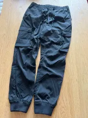 H&M エイチ・アンド・エム ジョガーパンツ
