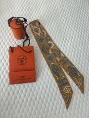 HERMES エルメス ツイリー コリエ・エ・シアン ブラウン レザー - メルカリ