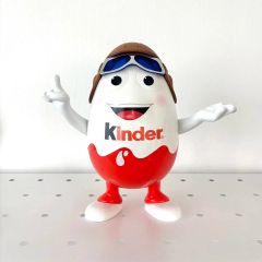 キンダーチョコレートkinder surprise キャラクターフィギュア2体