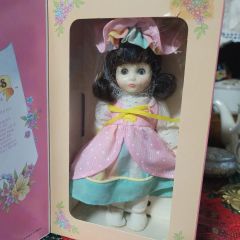 ☆ちびくま工房 アンティークドールになった シンディちゃん 5センチ