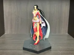 バンプレスト ONE PIECE DX 王下七武海 Vol.4 フィギュア ボア・ハンコック