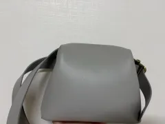 オソイ ミニブロットバッグ (ライトグレー)