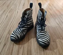 DR. MARTENS ドクターマーチン カーフレザー ブーツ