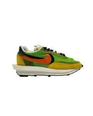235 NIKE x SACAI LDワッフル グリーン マルチ