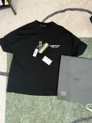 エッセンシャルズ フィアオブゴッド ブラック Tシャツ (Kream購入)