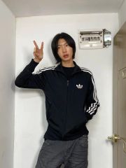 CORTIS ゴンホ着用】ゴーシャラブチンスキー adidas スウェット - メルカリ