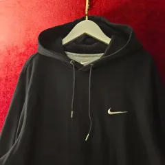 ナイキ(Nike) スモール ロゴ フード付きTシャツ XL size