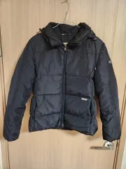 GUESS レディース ダウンジャケット アウターのサムネイル