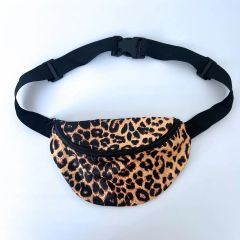 WTAPS ヒョウ柄 ボディバッグ - メルカリ