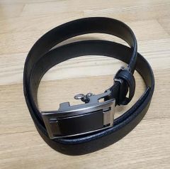 黒レザーベルト メタルバックル付き dunhill - メルカリ