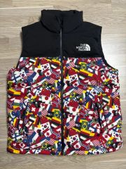 THE NORTH FACE 国旗柄ダウンベスト L 韓国限定 - メルカリ