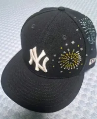 ニューエラ x スワロフスキー 7 5/8) ニューヨーク・ヤンキース ダイヤモンドアート 刺繍 スナップバックのサムネイル