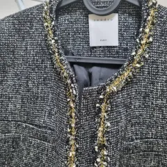SANDRO サンドロ ブラック ツイード ジャケット (正規品)のサムネイル