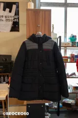 キッズダウン GUESS ブラック 150サイズのサムネイル