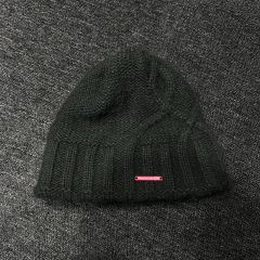 美品』PRADA SPORT プラダ ニット帽 ブラック ワンポイントロゴ - メルカリ