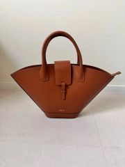 正規品定価10万超え】PARIS64/LUMIÈRE COCO COGNAC - メルカリ