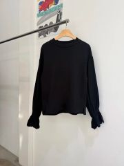 完売品】Girlish St.cecilia パフスリーブスウェット Mサイズ - メルカリ