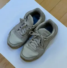 スニーカー出品 (アディダス)