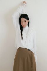 Cygneのボリュームフリルブラウス Alan - メルカリ