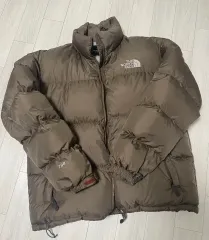 THE NORTH FACE ザノースフェイス ヌプシ 700 スポーツブラ ブラウン 100サイズのサムネイル