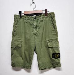 Stone Island ストーンアイランド ハーフパンツ カーキ サイズ30