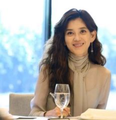 高田真希子さん 着用 Drawer 透け感 ボウタイブラウス 36 リボン
