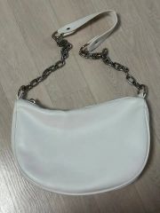 値下げ中】 ジェニ着用NIEEH 白 ハンドバッグ - メルカリ