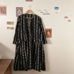 ブラック縦 オーバーサイズ ONE PIECE