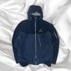 ARCTERYX THETA ARのサムネイル
