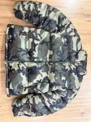 AMIRI カモフラージュ柄 ダウンジャケット ファー付 - メルカリ