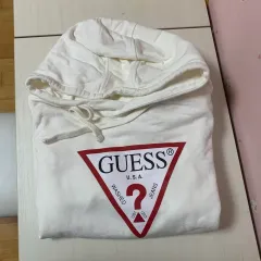 正規品) GUESS ゲス 三角 ロゴ 白 フード Tシャツ レディース sのサムネイル