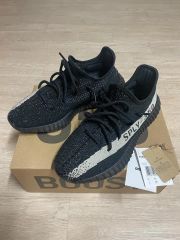 匿名、即日発送⭕️】Yeezy Boost 350 V2 オレオ スニーカー - メルカリ