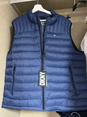 DKNY 正規品 メンズ packable ベスト ダウン 3XLのサムネイル