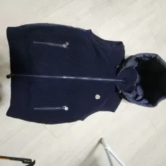 モンクレール ダウンベストのサムネイル